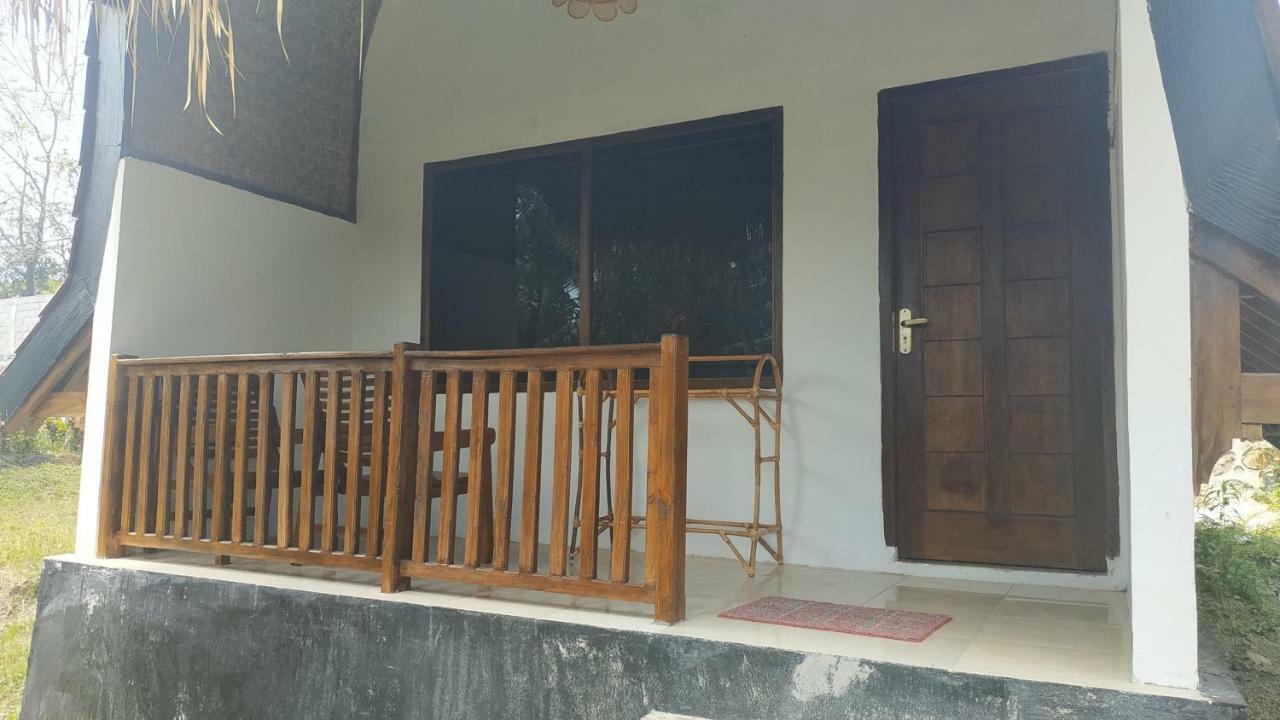テテバトゥBale Kembang Kuningアパートメント エクステリア 写真